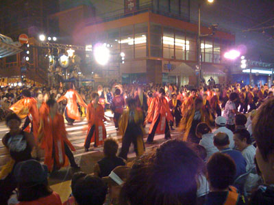 Dancing Yosakoi